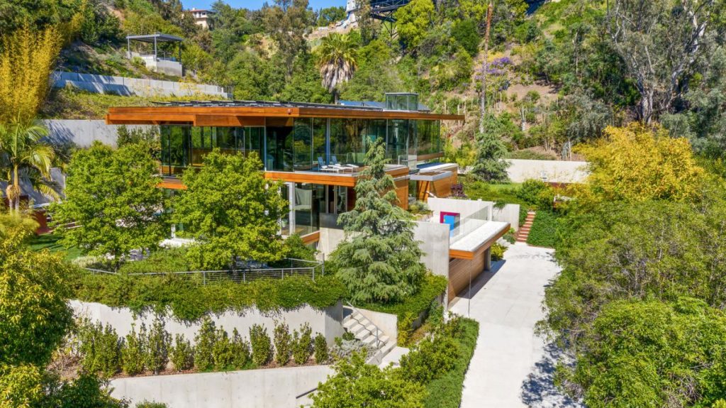 Beverly Hills Masterpiece