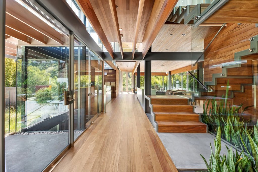 Beverly Hills Masterpiece