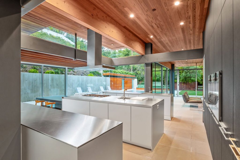 Beverly Hills Masterpiece