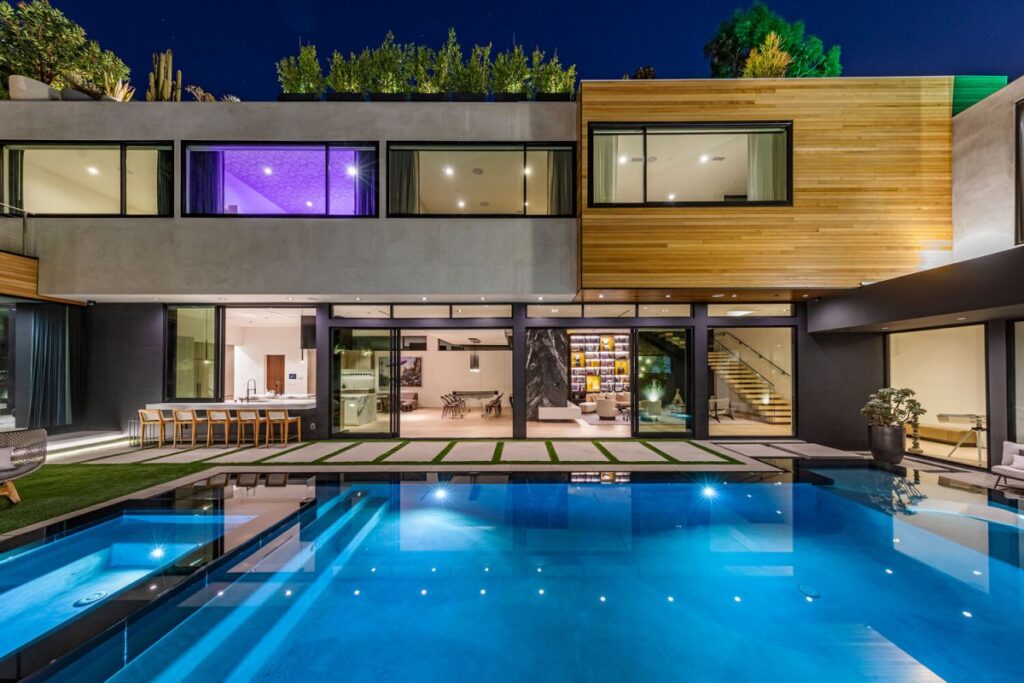 Doheny Modern Smart Home, modern home, los angeles