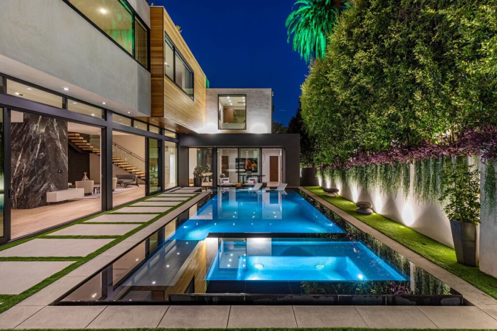 Doheny Modern Smart Home, modern home, los angeles