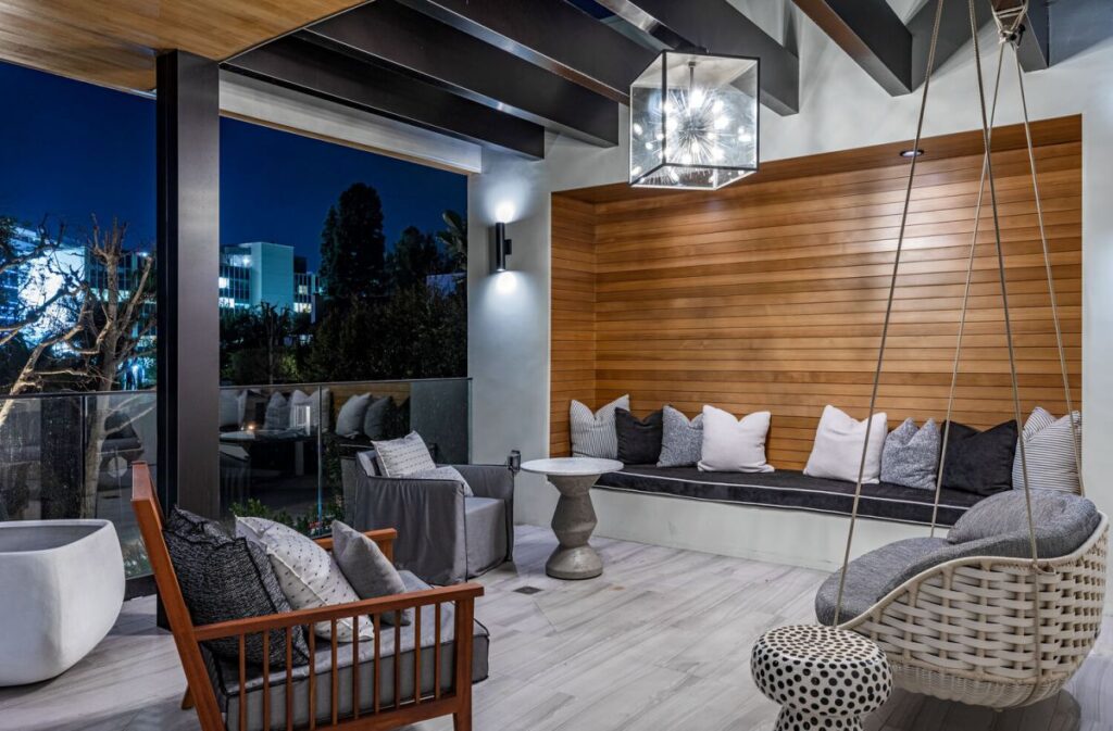 Doheny Modern Smart Home, modern home, los angeles