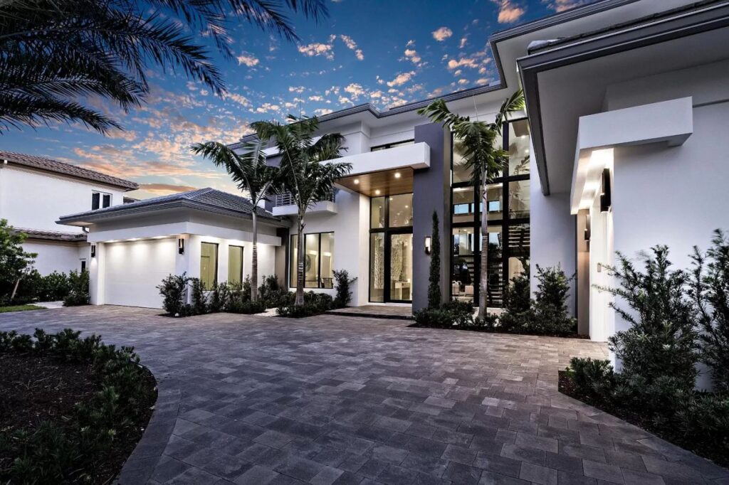 Scarsdale Residence in Boca Raton