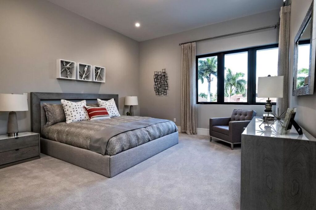 Scarsdale Residence in Boca Raton