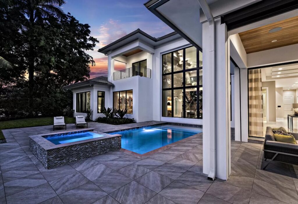 Scarsdale Residence in Boca Raton