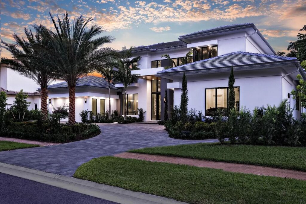 Scarsdale Residence in Boca Raton