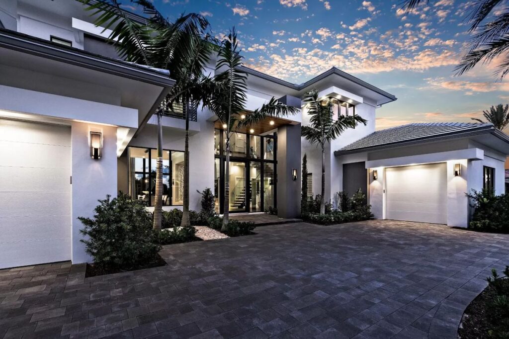 Scarsdale Residence in Boca Raton