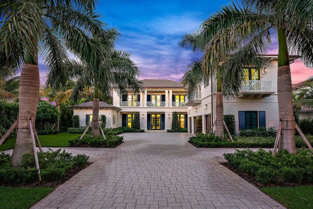 220 Commodore Drive, Jupiter, Florida