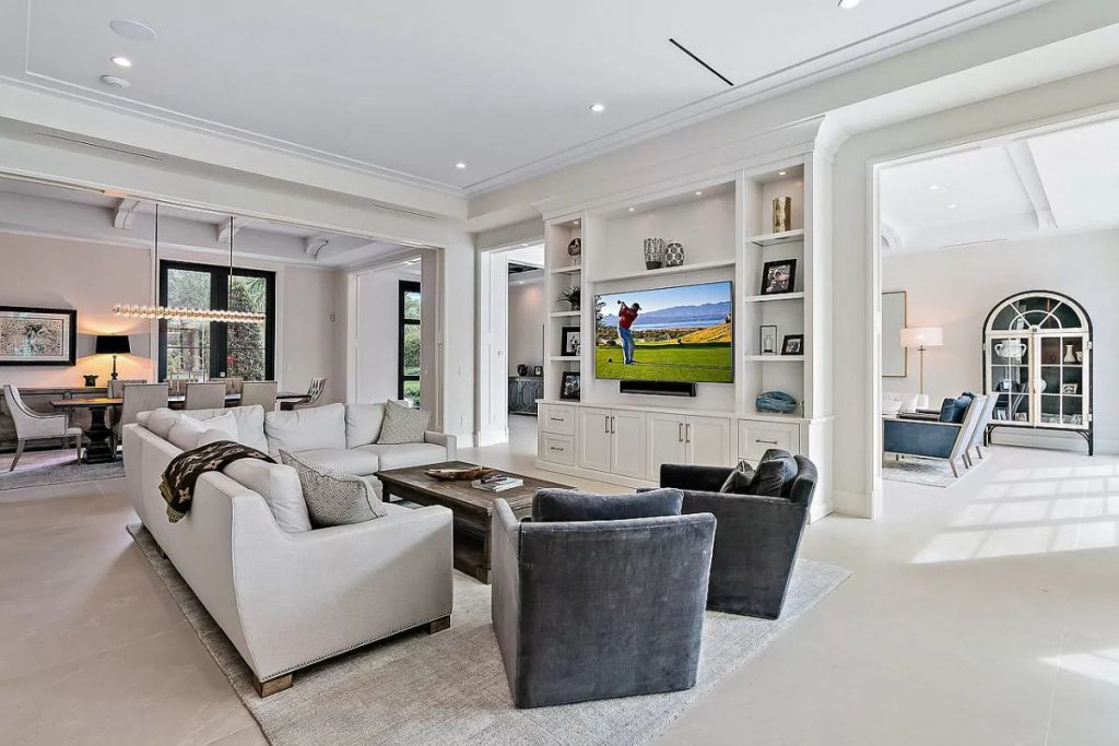 220 Commodore Drive, Jupiter, Florida