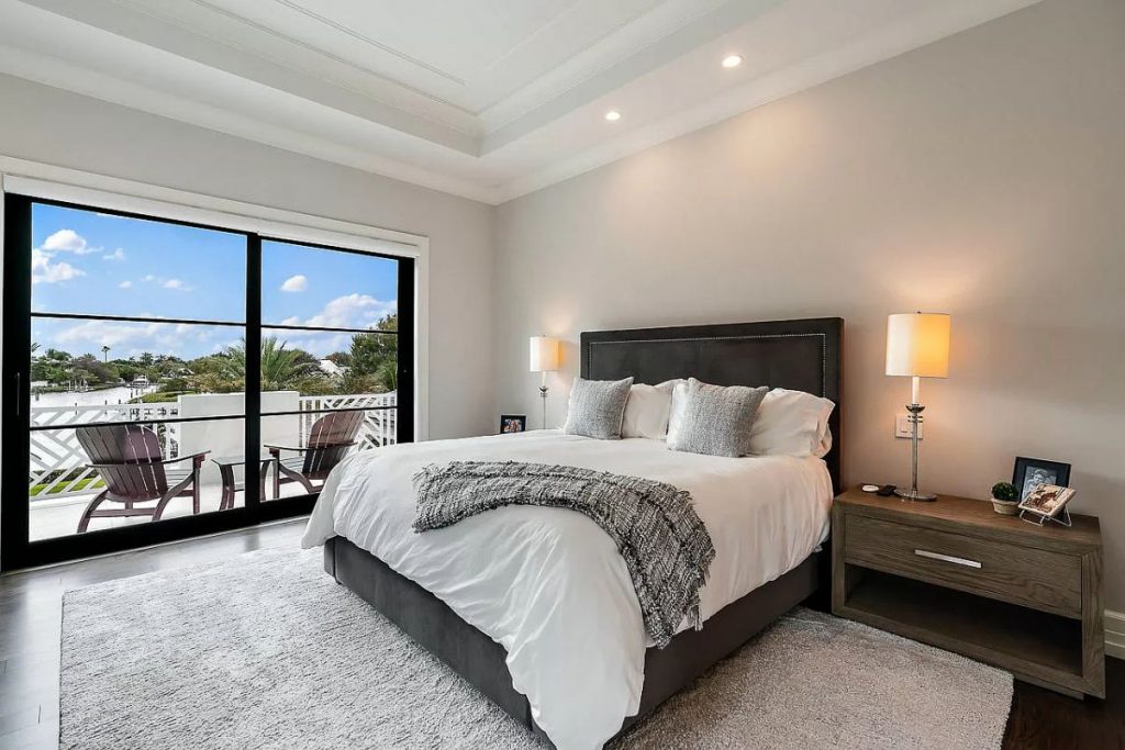 220 Commodore Drive, Jupiter, Florida