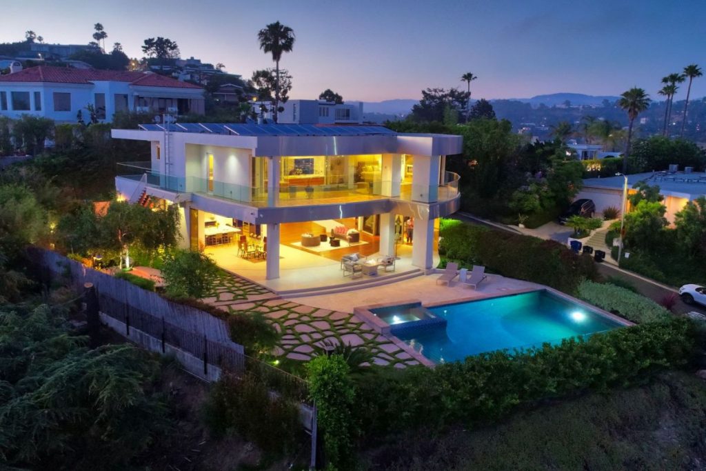 Hercules Modern Architectural Home