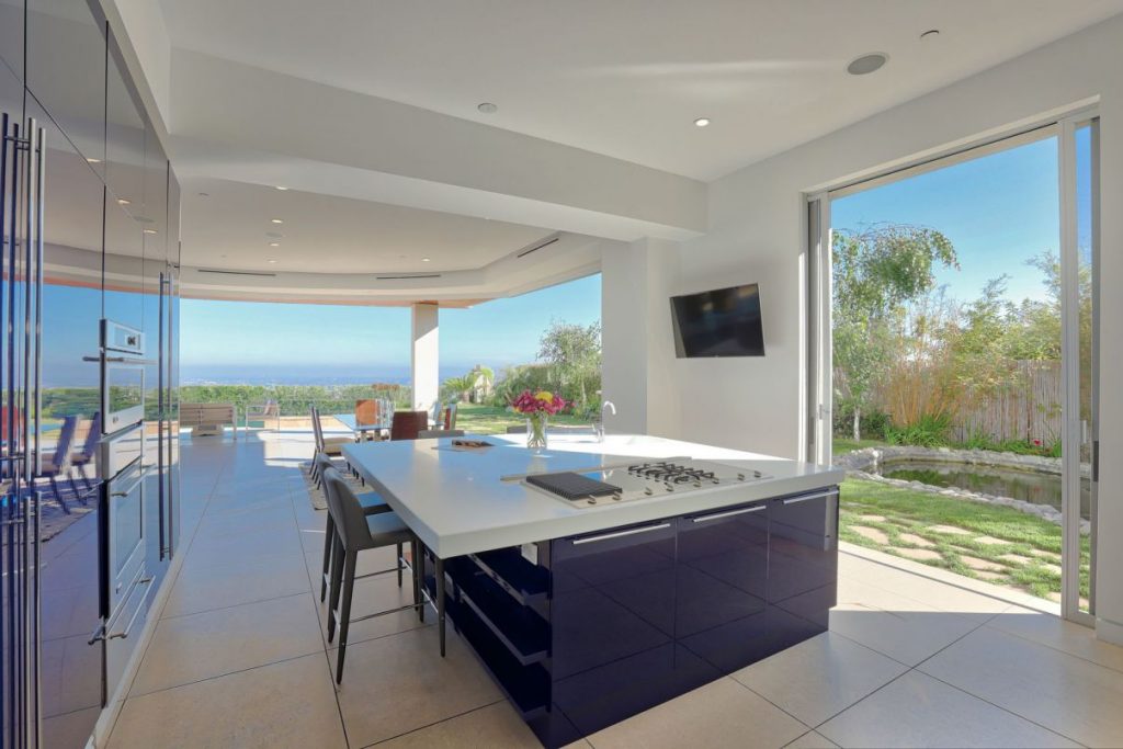Hercules Modern Architectural Home