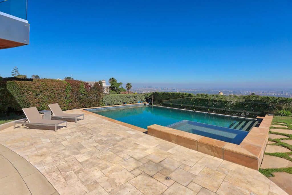 Hercules Modern Architectural Home