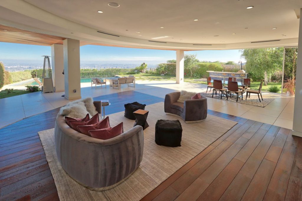 Hercules Modern Architectural Home
