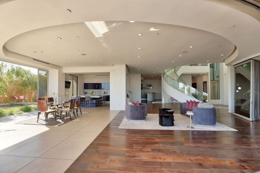 Hercules Modern Architectural Home