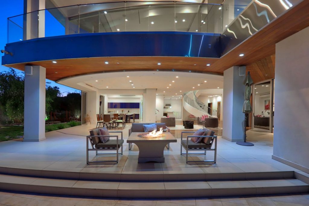 Hercules Modern Architectural Home