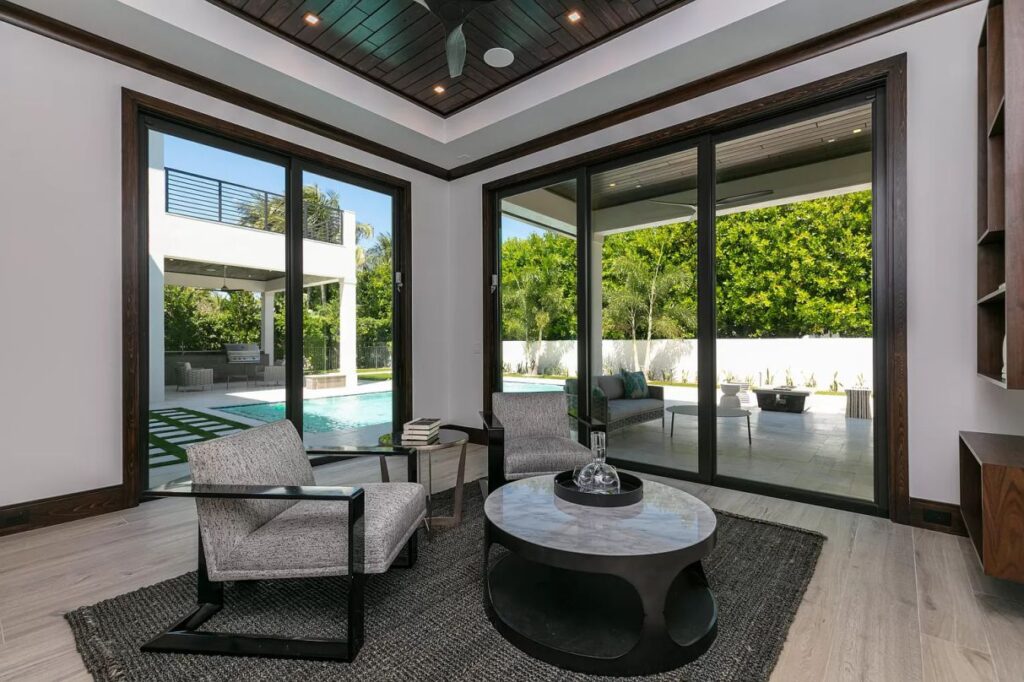 Boca Raton's Date Palm Modern Home