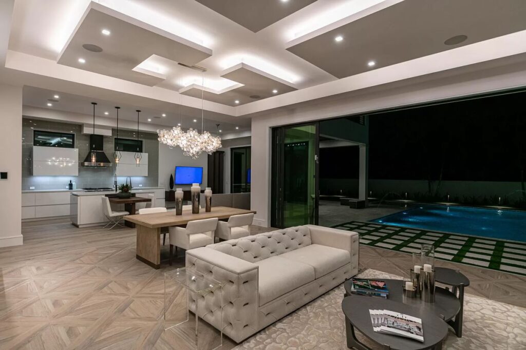 Boca Raton's Date Palm Modern Home, Florida