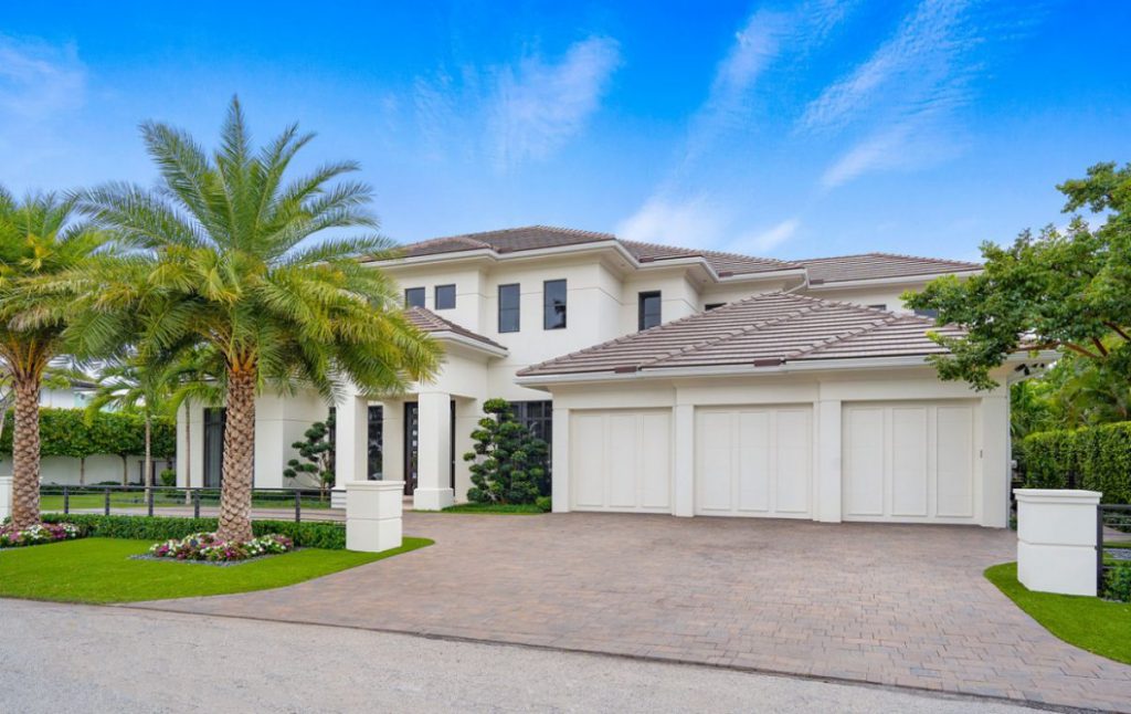 Silver Palm Residence