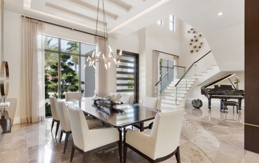 Silver Palm Residence