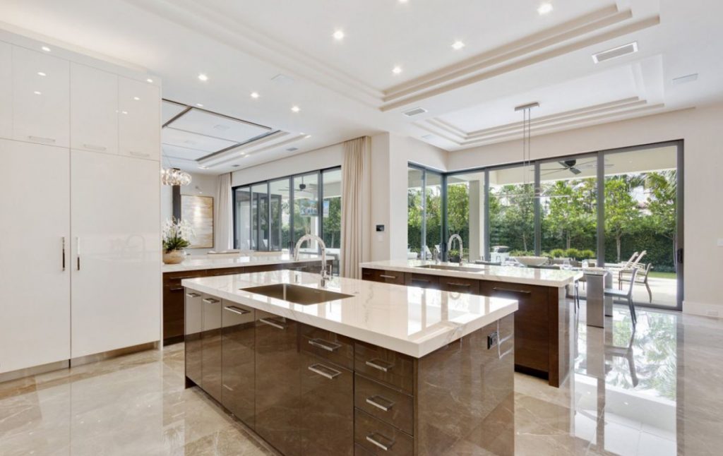 Silver Palm Residence