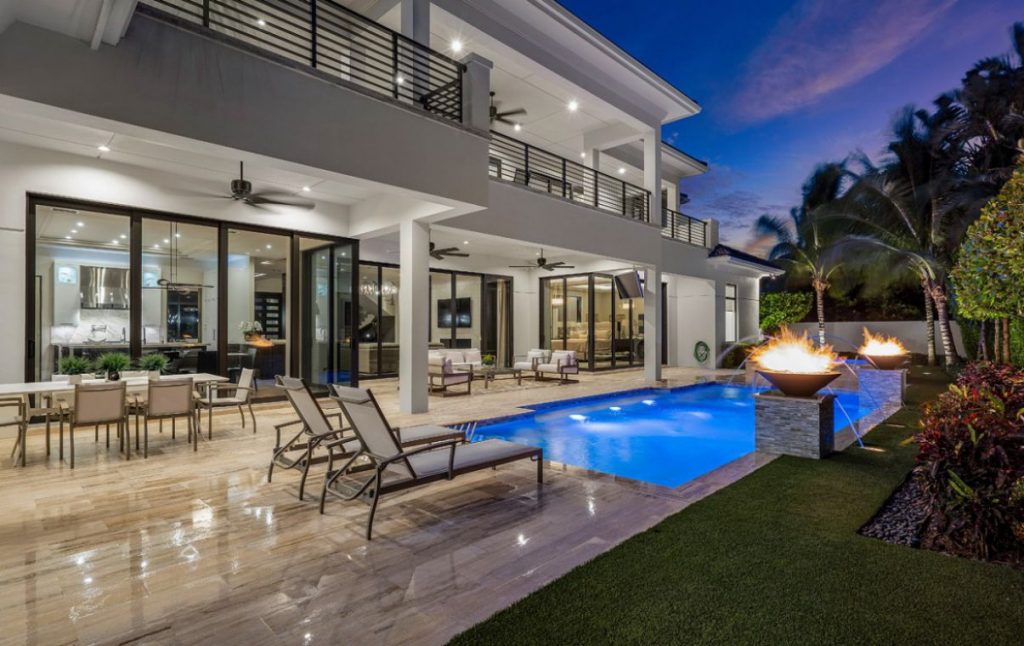Silver Palm Residence