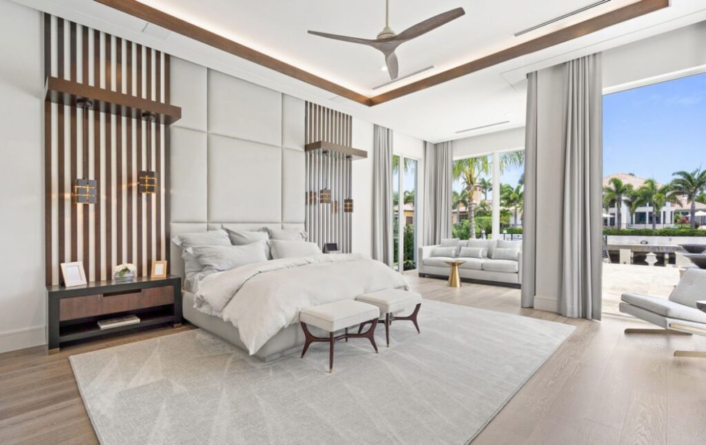 Alexander Palm Residence