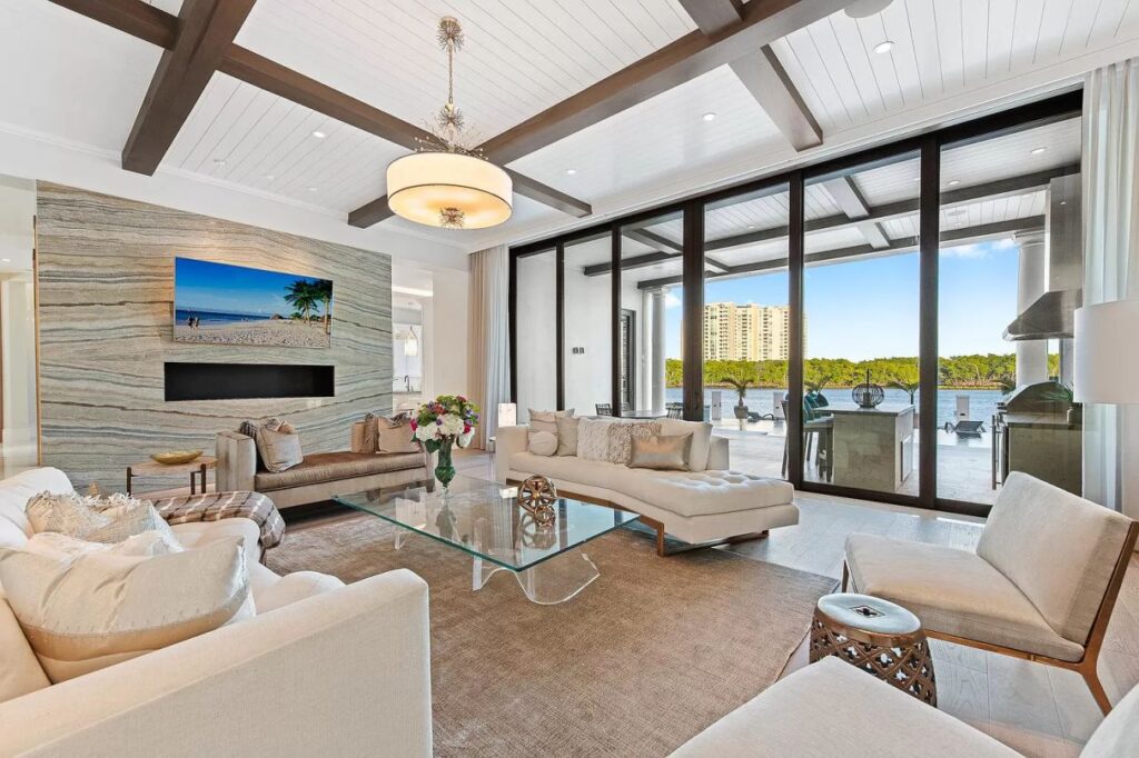 The Widmer Harbour Estate in Boca Raton, florida