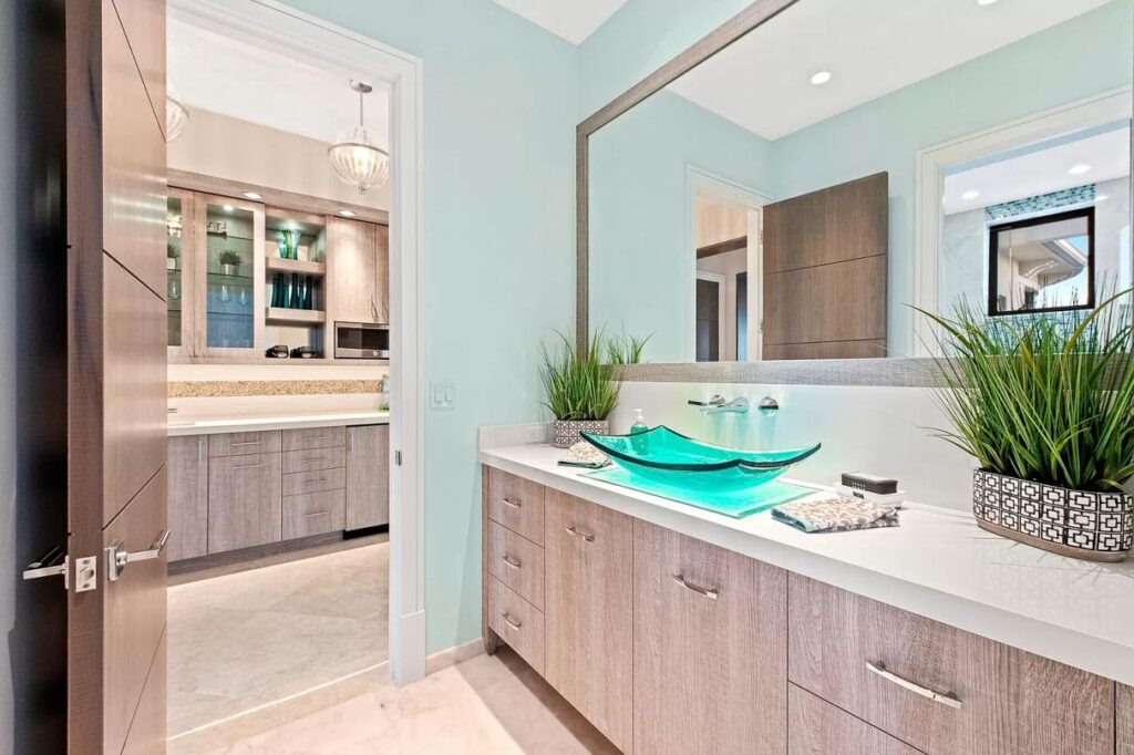 The Widmer Harbour Estate in Boca Raton, florida