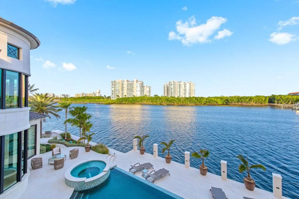 The Widmer Harbour Estate in Boca Raton, florida