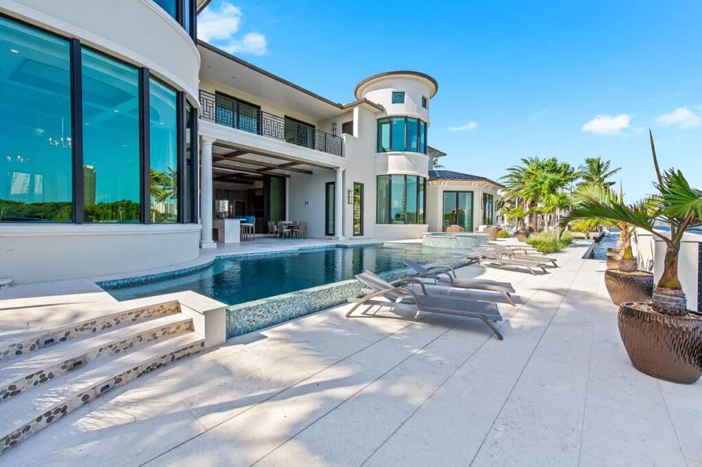 The Widmer Harbour Estate in Boca Raton, florida