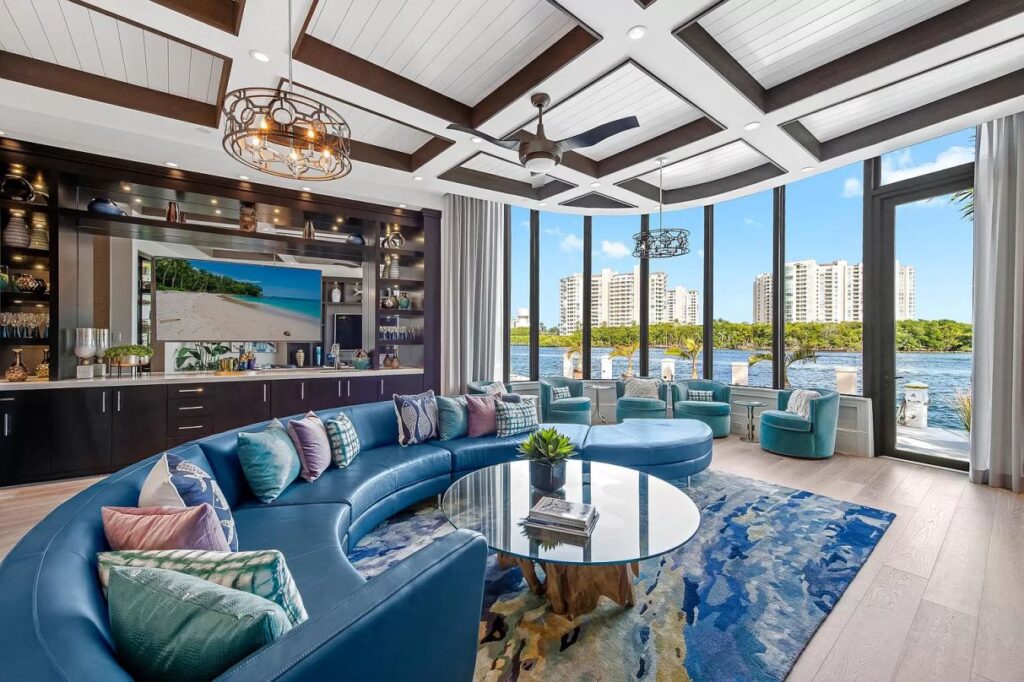 The Widmer Harbour Estate in Boca Raton, florida