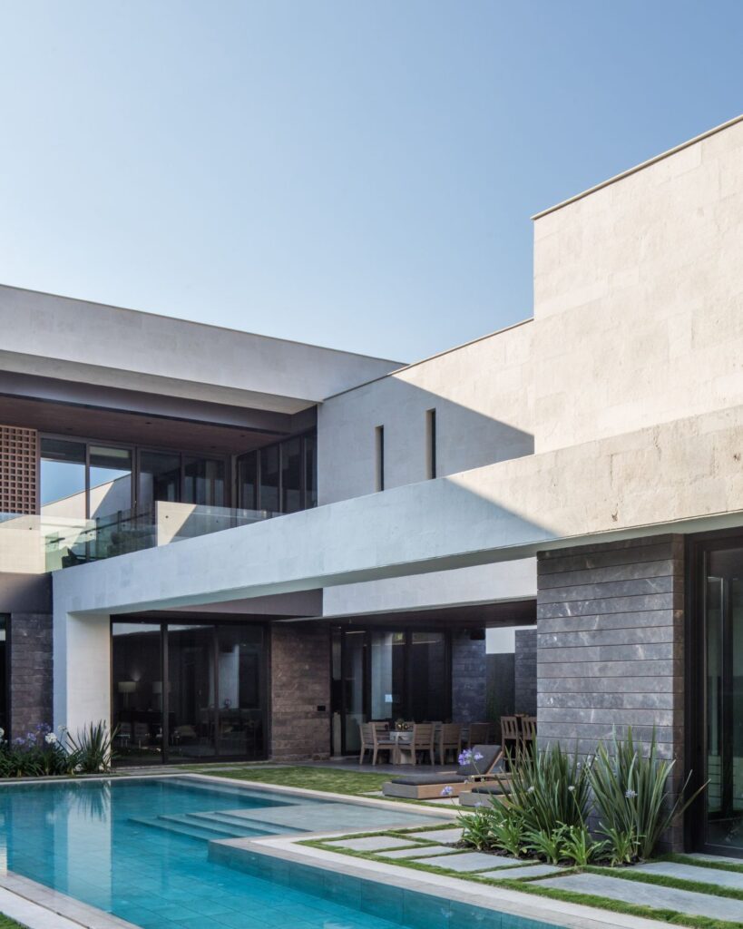 GL Contemporary in Nuevo Leon, Mexico, Bernardo Pozas Residential Design