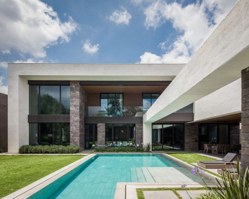 GL Contemporary in Nuevo Leon, Mexico, Bernardo Pozas Residential Design