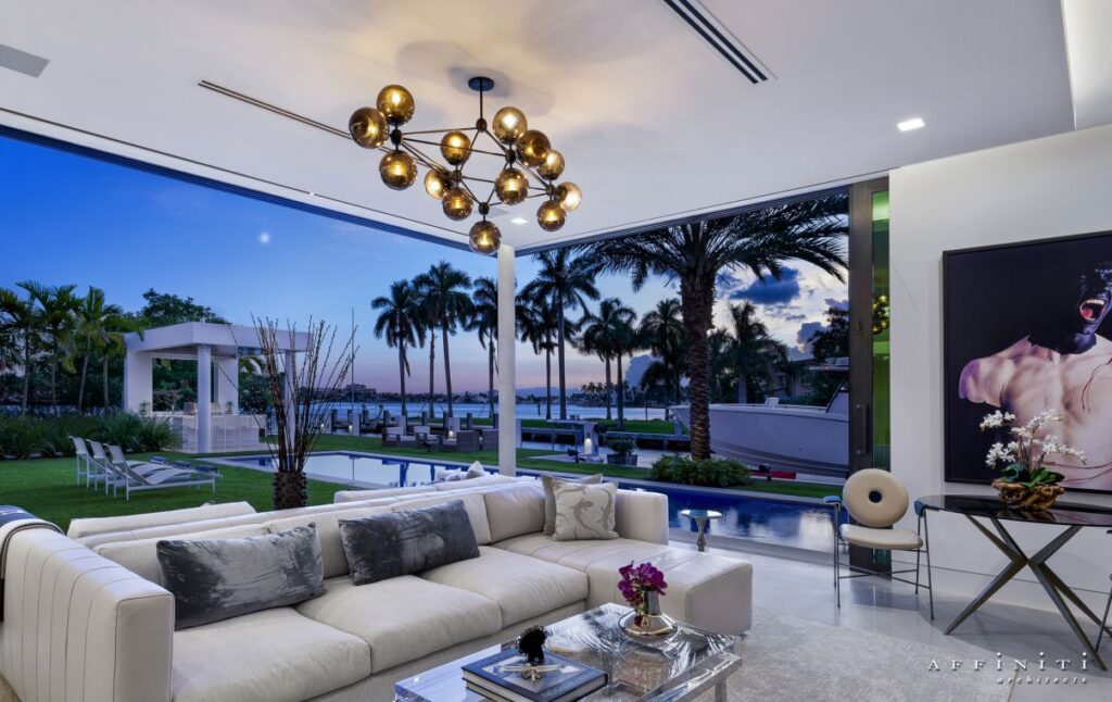 Isle Contemporary Home