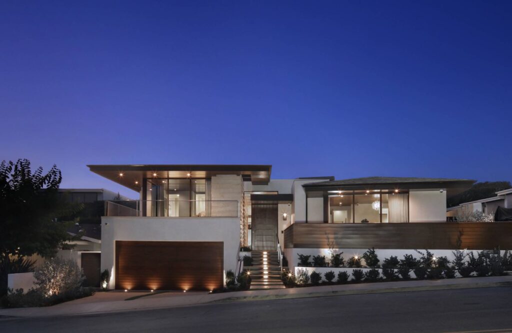 Malabar Contemporary Home in Newport Beach by Brandon Architects