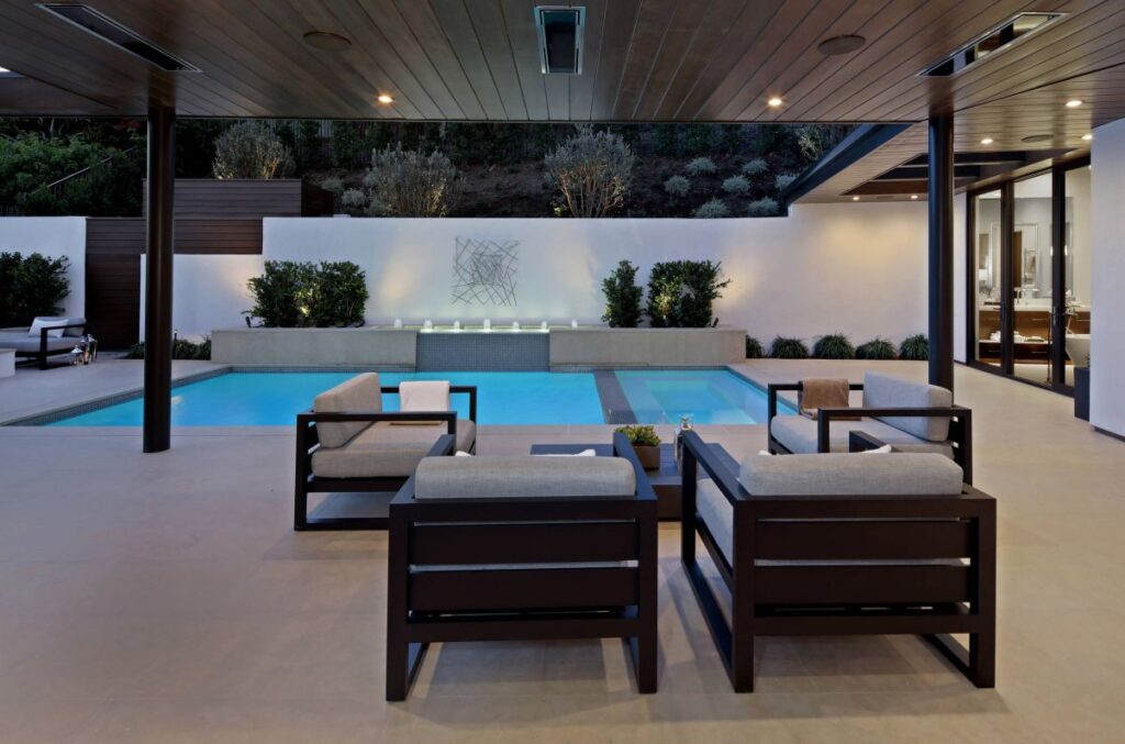 Malabar Contemporary Home in Newport Beach by Brandon Architects