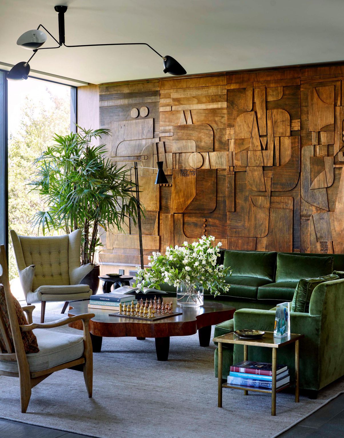 Artifacts are excellent living room accent pieces. They can make a plain living room look appealing. If you enjoy traveling, you'll undoubtedly come home with a bag full of trinkets from the cities and nations you've visited. Don't store these trinkets away! As an alternative, scatter them over your living room or hang them on a wall. When displayed, historical or cultural things give your living area a touch of both the old and new worlds. They make excellent discussion starters as well.