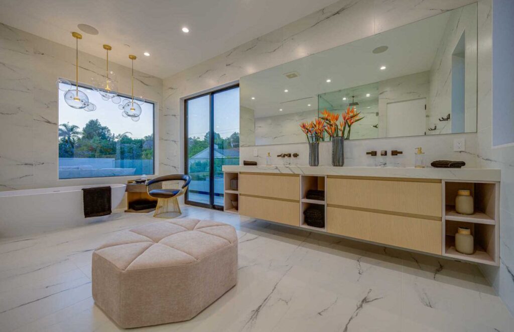 West Sunset Modern Home