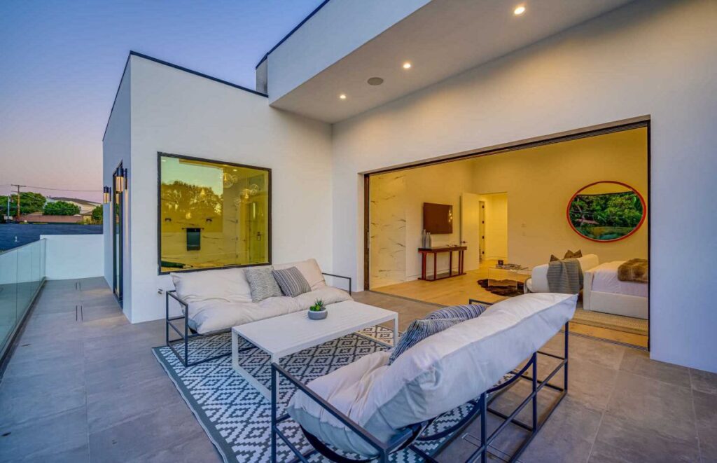 West Sunset Modern Home