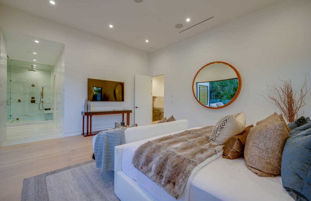West Sunset Modern Home
