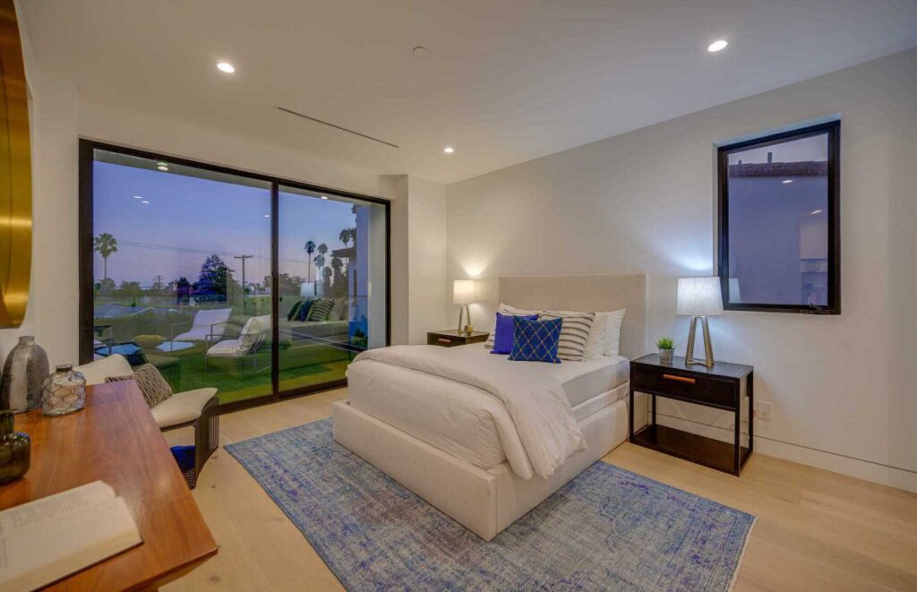 West Sunset Modern Home