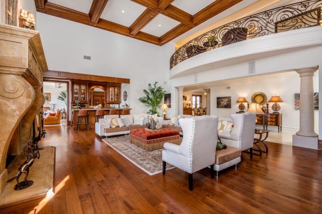 1233 Woodland Grove Ct - A Westlake Village Italian Villa on Market