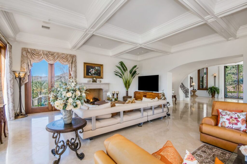 1233 Woodland Grove Ct - A Westlake Village Italian Villa on Market