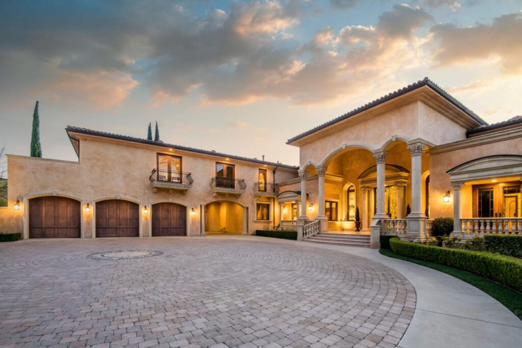 1233 Woodland Grove Ct - A Westlake Village Italian Villa on Market