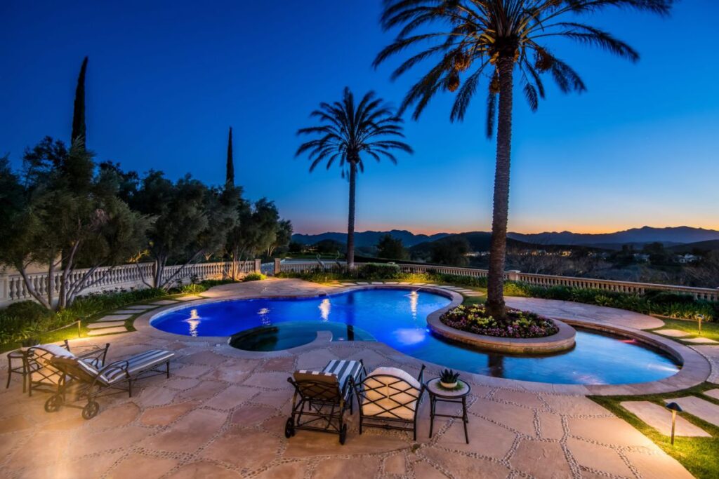 1233 Woodland Grove Ct - A Westlake Village Italian Villa on Market