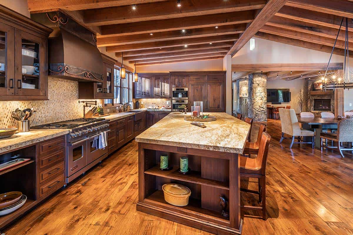 8186 Valhalla Drive A Magical Martis Camp Home 15
