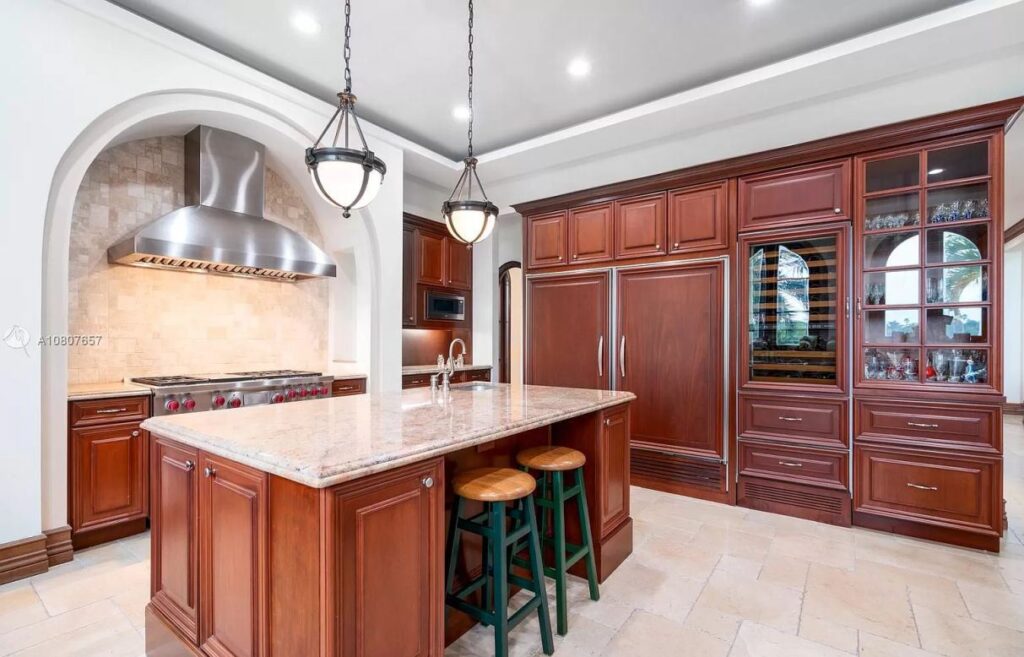 Broadview Italian Residence in Bay Harbor Islands for Sale