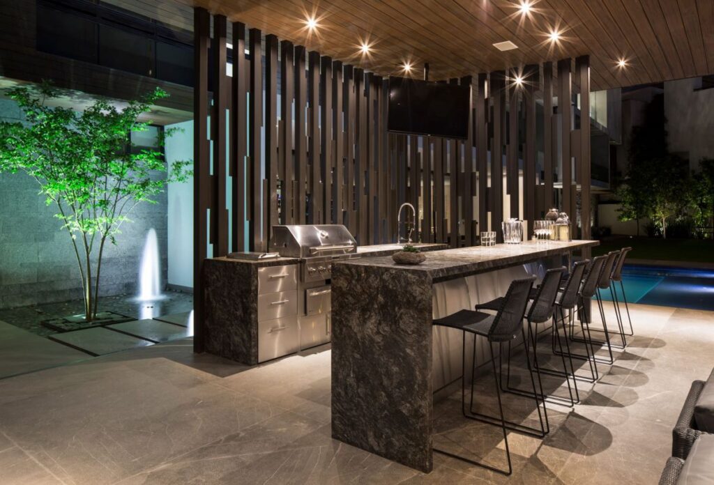 MT House in Monterrey, Mexico by GLR Architects