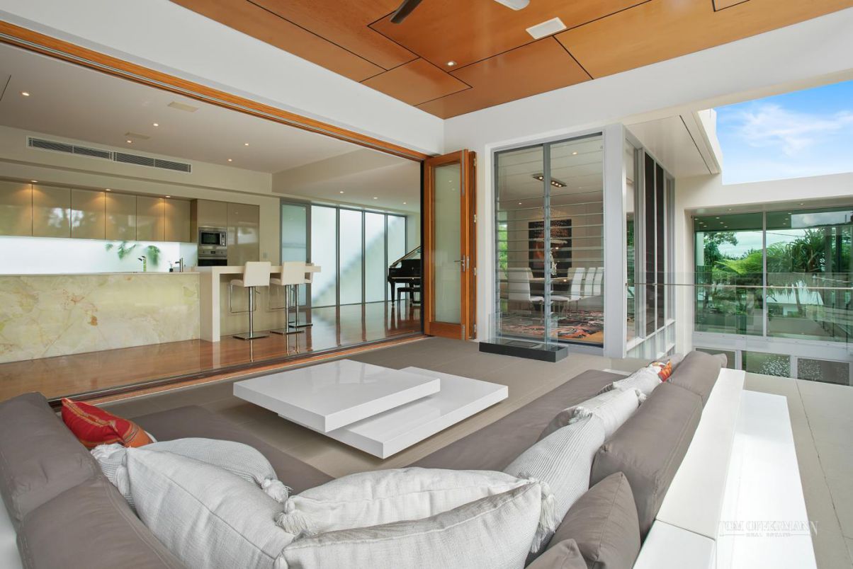 Allambi Rise Residence in Noosa Heads Australia by John Sayers Productions 10